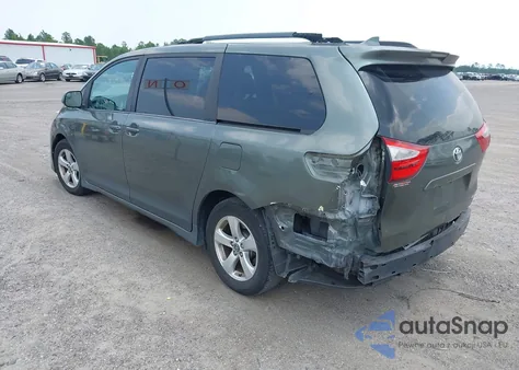 2018 Toyota Sienna Le 8 Passenger из США, поврежденный, VIN 5TDKZ3DC0JS906393